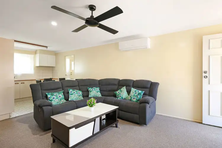 Fifth view of Homely semi-detached listing, 79 Anzac Avenue, Newtown QLD 4350