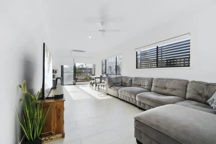 Second view of Homely townhouse listing, 8/113 Todds Road, Lawnton QLD 4501