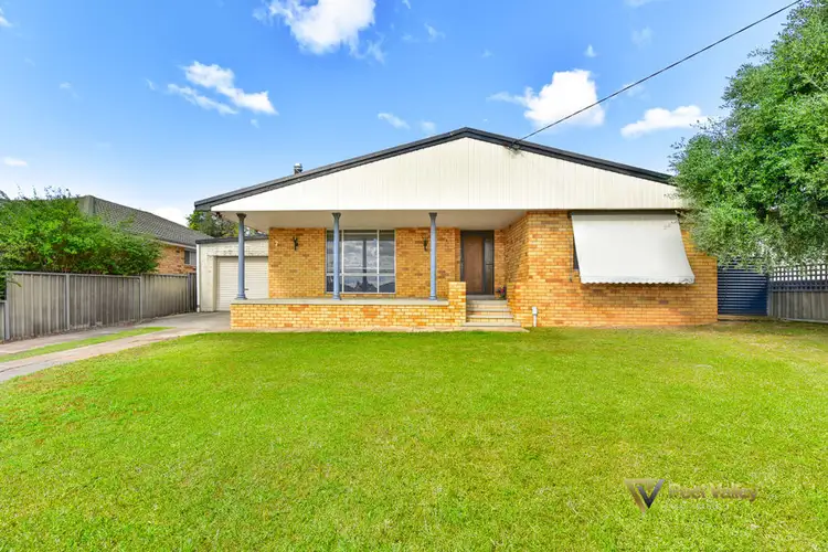7 John Street, Tamworth NSW 2340