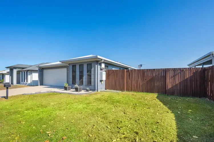 11 Amara Street, Rural View QLD 4740
