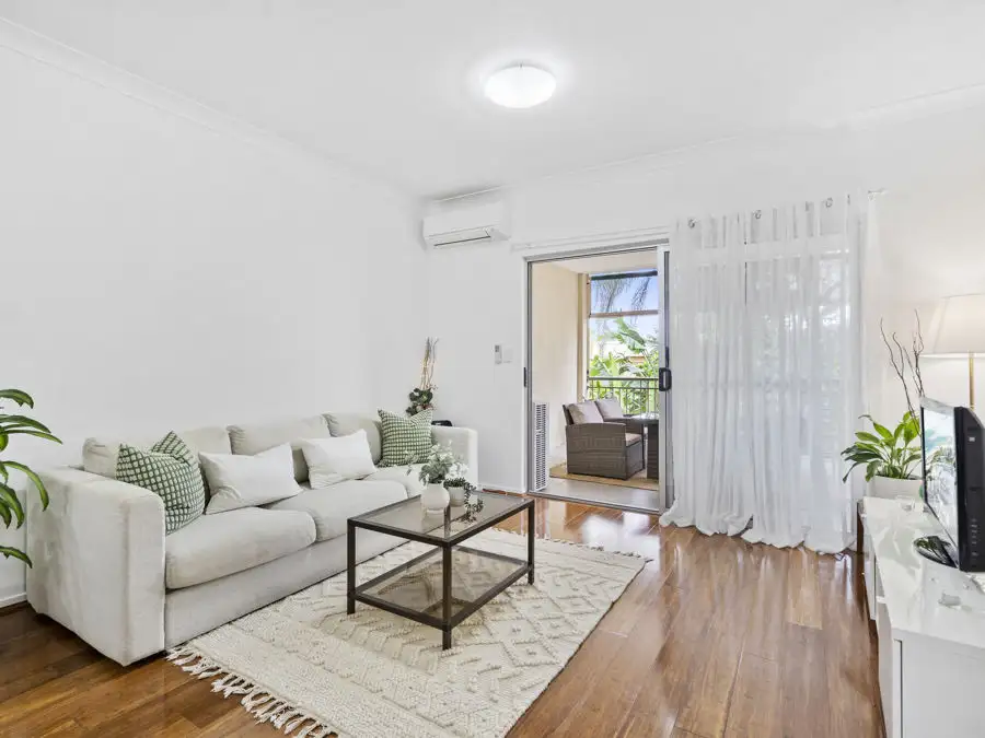Main view of Homely unit listing, 1/298 Cavendish Road, Coorparoo QLD 4151