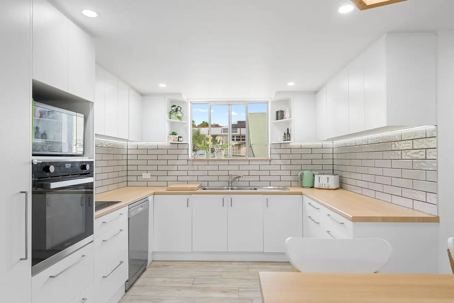 Main view of Homely apartment listing, 1/32 Lisson Grove, Wooloowin QLD 4030