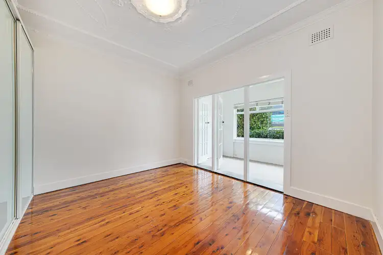 1/15 Kurrawa Ave, Coogee NSW 2034