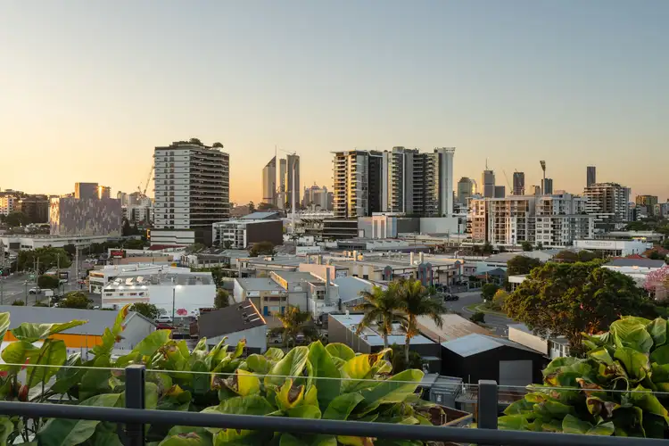 Third view of Homely unit listing, 402/8 Holden Street, Woolloongabba QLD 4102