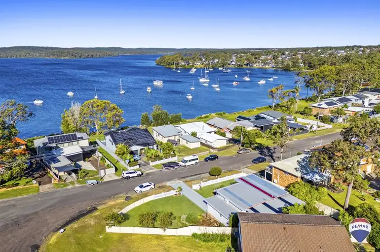 25 Noamunga Crescent, Gwandalan NSW 2259