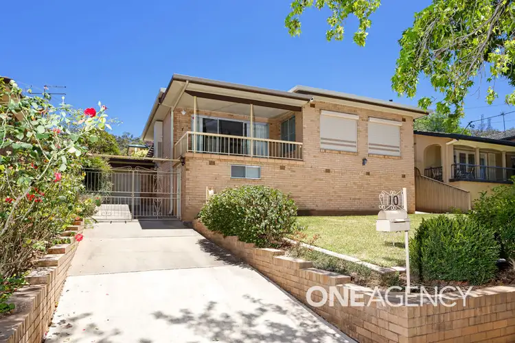 10 WILKS AVENUE, Kooringal NSW 2650