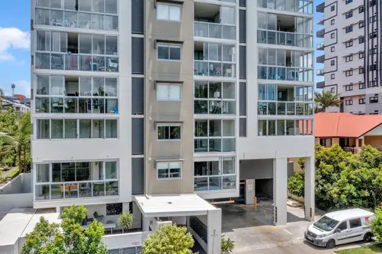 Main view of Homely unit listing, 1B, 25-29 Regent street, Woolloongabba QLD 4102
