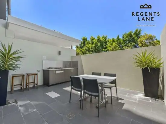 Second view of Homely unit listing, 1B, 25-29 Regent street, Woolloongabba QLD 4102