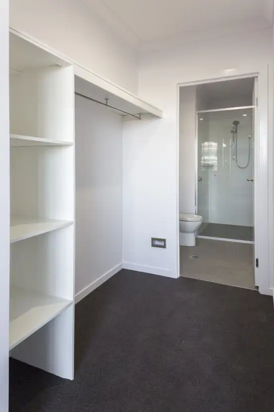 Fifth view of Homely unit listing, 1B, 25-29 Regent street, Woolloongabba QLD 4102