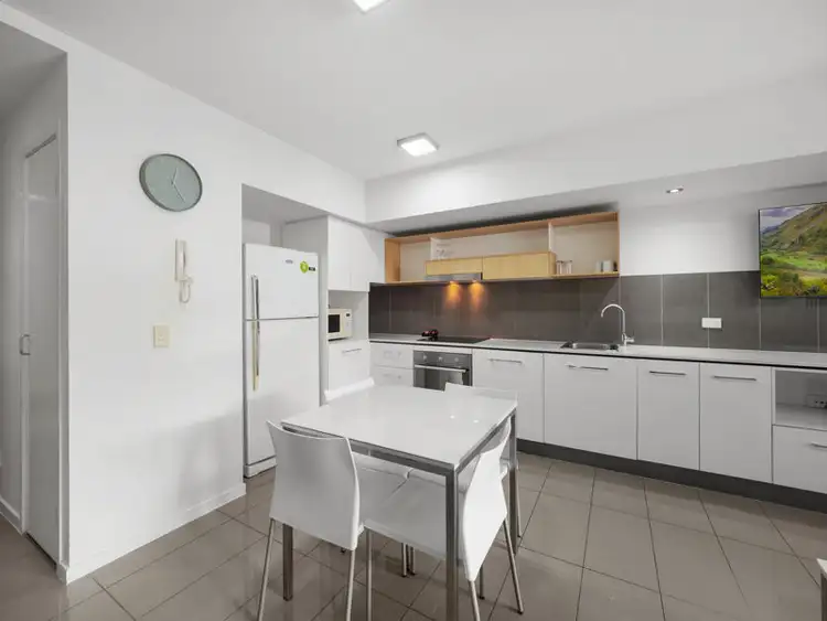 Sixth view of Homely unit listing, L2/29 Robertson Street, Fortitude Valley QLD 4006