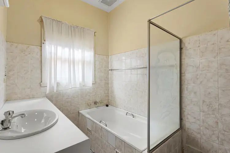 Sixth view of Homely house listing, 124 Fairfield Road, Guildford NSW 2161