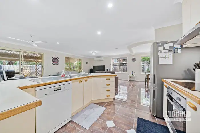 Sixth view of Homely house listing, 11 Eucalyptus Court, Capalaba QLD 4157