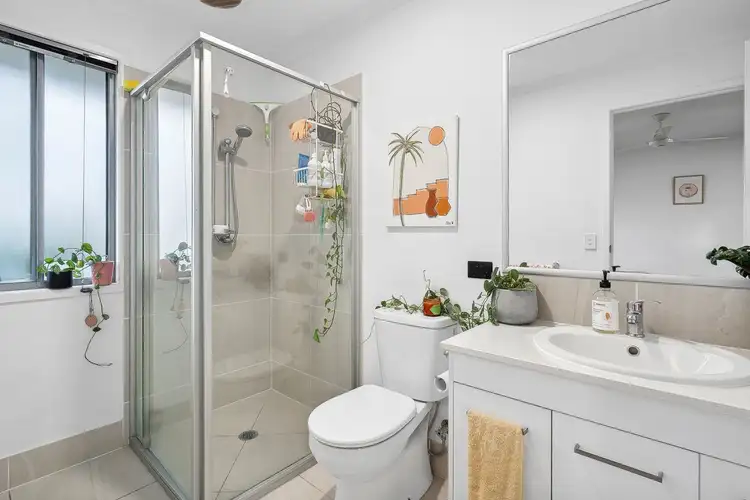 Fifth view of Homely house listing, 2/10 Wilkinson Street, Baringa QLD 4551