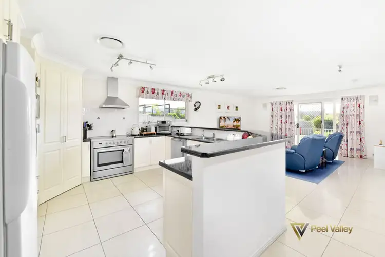 Second view of Homely house listing, 7 Acacia Place, Kootingal NSW 2352