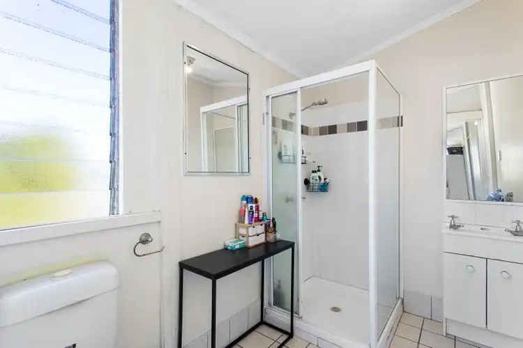 Fourth view of Homely flat listing, 5 HANDSWORTH STREET, Clontarf QLD 4019