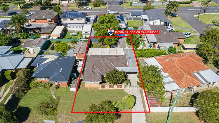 Second view of Homely house listing, 18 TUMBRIDGE CRESCENT, Cambridge Park NSW 2747