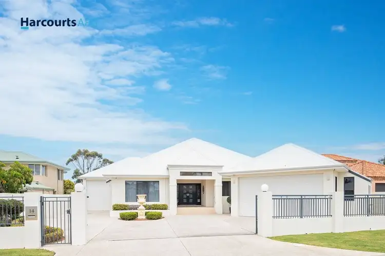 14 Gleneagles Way, Pelican Point WA 6230