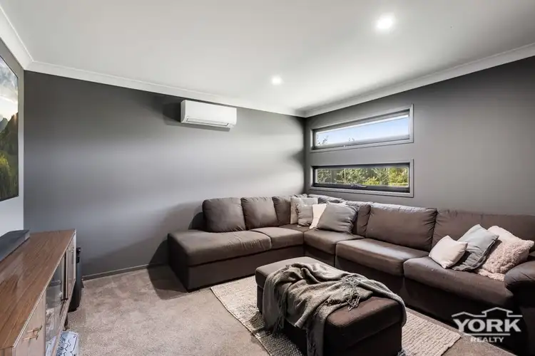 Second view of Homely house listing, 34 Webcke Crescent, Kleinton QLD 4352