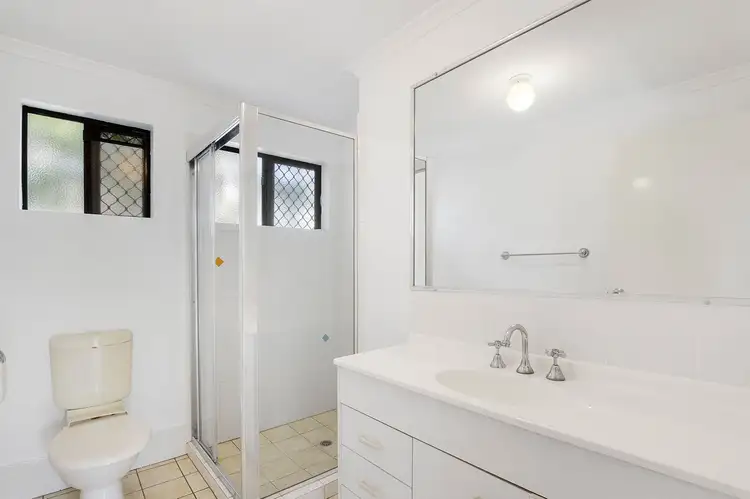 Sixth view of Homely unit listing, 1/11 Ford street, Clayfield QLD 4011