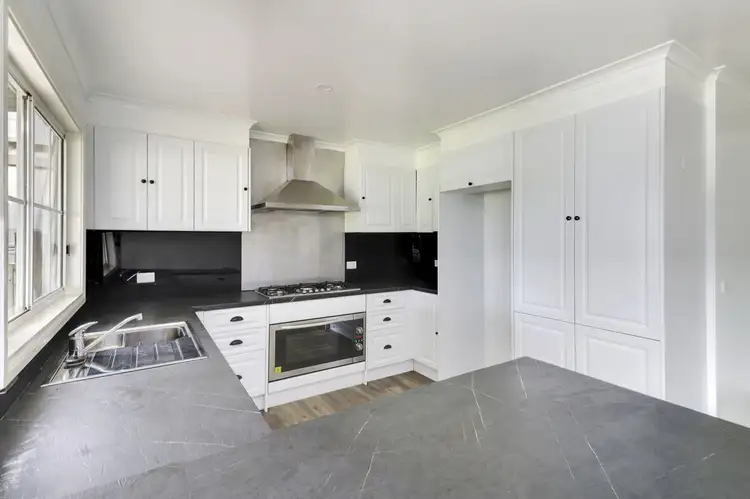 Sixth view of Homely house listing, 5 Chandler Crt, Deniliquin NSW 2710