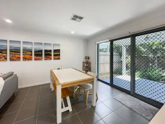 Fourth view of Homely townhouse listing, 2/15 Mayfair Street, Doolandella QLD 4077