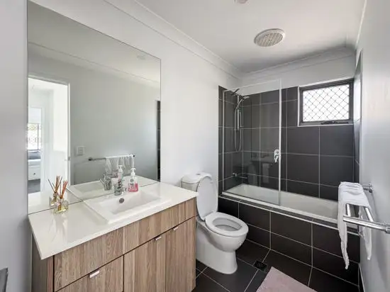 Sixth view of Homely townhouse listing, 2/15 Mayfair Street, Doolandella QLD 4077