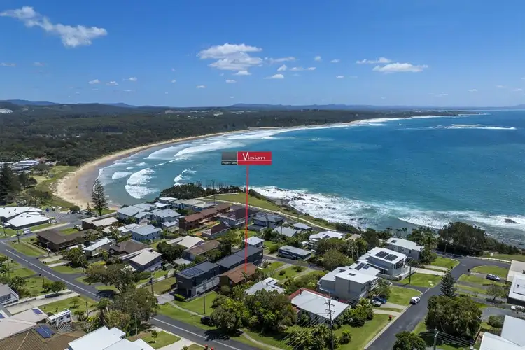 25 Ocean Street, Woolgoolga NSW 2456