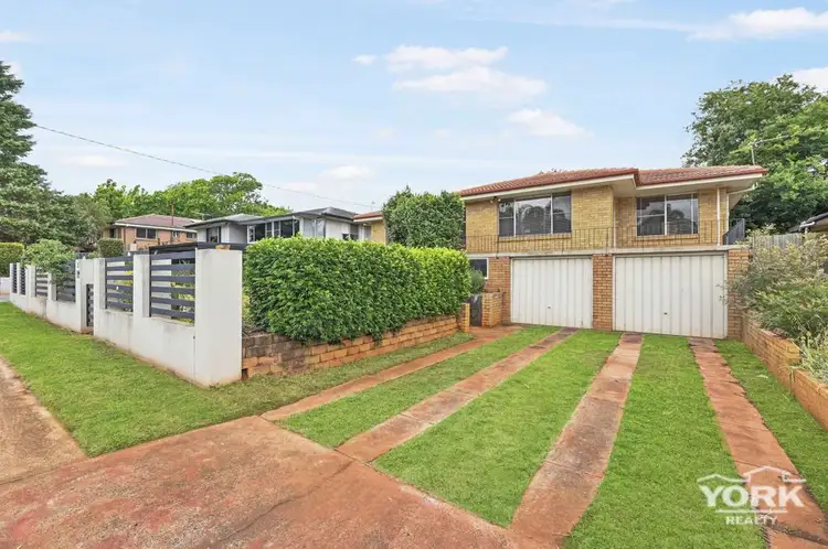 3 Catto Street, Centenary Heights QLD 4350