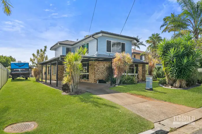 4 Albatross Street, Victoria Point QLD 4165