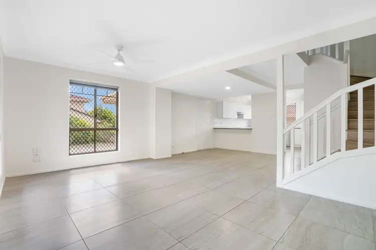 Fifth view of Homely townhouse listing, 19/10 Lawrence Close, Robertson QLD 4109
