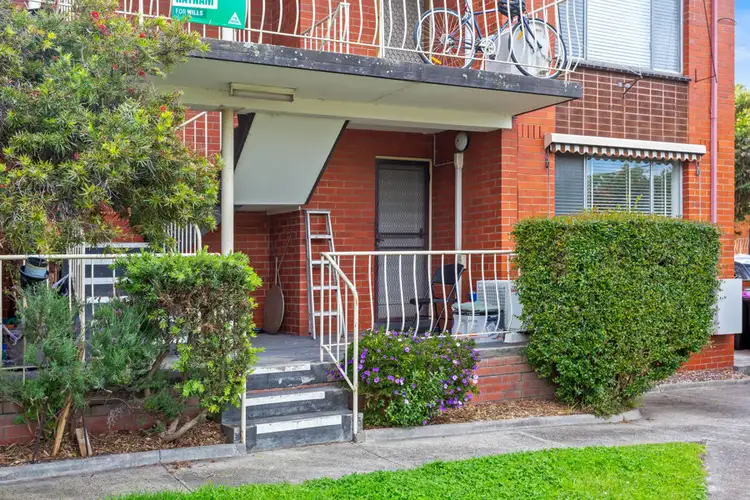 1/16 Passfield Street, Brunswick West VIC 3055