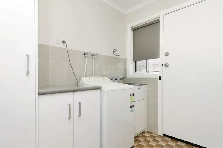 Fifth view of Homely unit listing, 2/261 Harfleur Street, Deniliquin NSW 2710