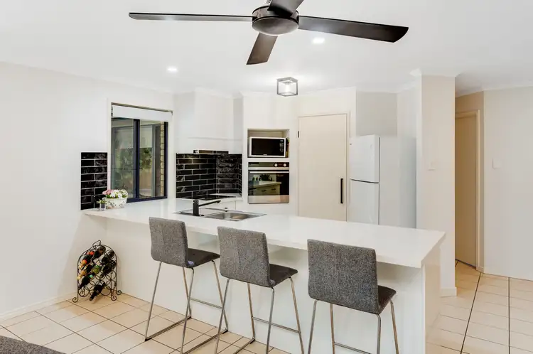 Sixth view of Homely house listing, 2 Layt Court, Landsborough QLD 4550