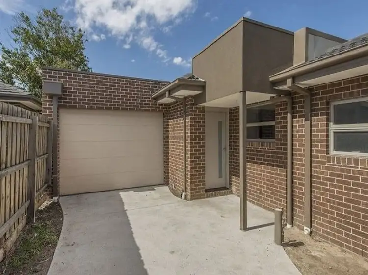 3/2 Truscott Street, Glenroy VIC 3046