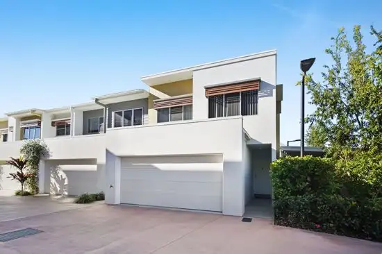 Second view of Homely townhouse listing, 9/3031 The Boulevard, Carrara QLD 4211