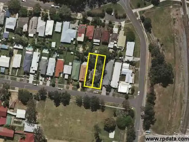 Second view of Homely house listing, 11 Richard St, Lota QLD 4179