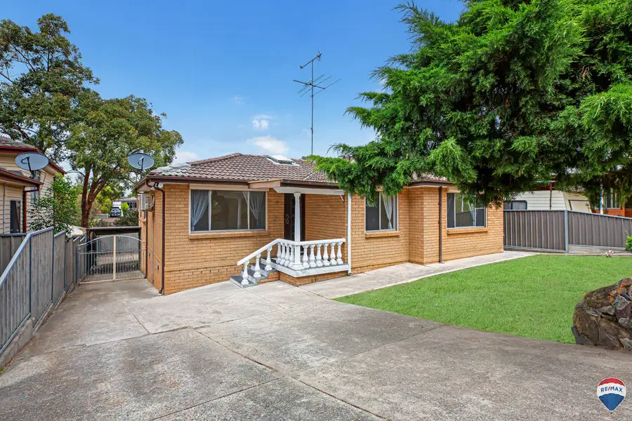 Main view of Homely house listing, 18 BALMORAL DRIVE, Cambridge Park NSW 2747