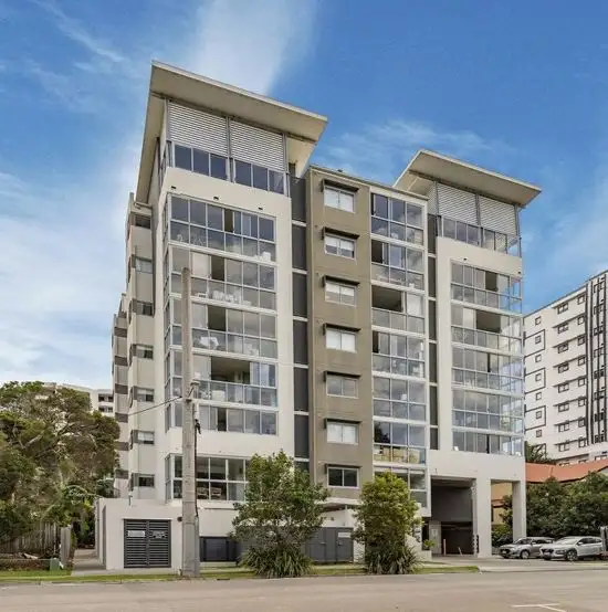 Second view of Homely unit listing, 3B, 25-29 Regent street, Woolloongabba QLD 4102