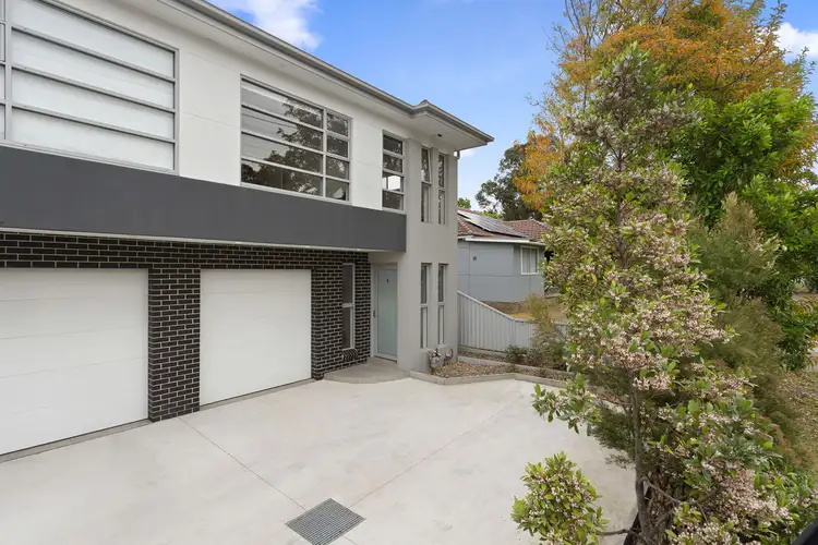 2/170 Dunmore Street