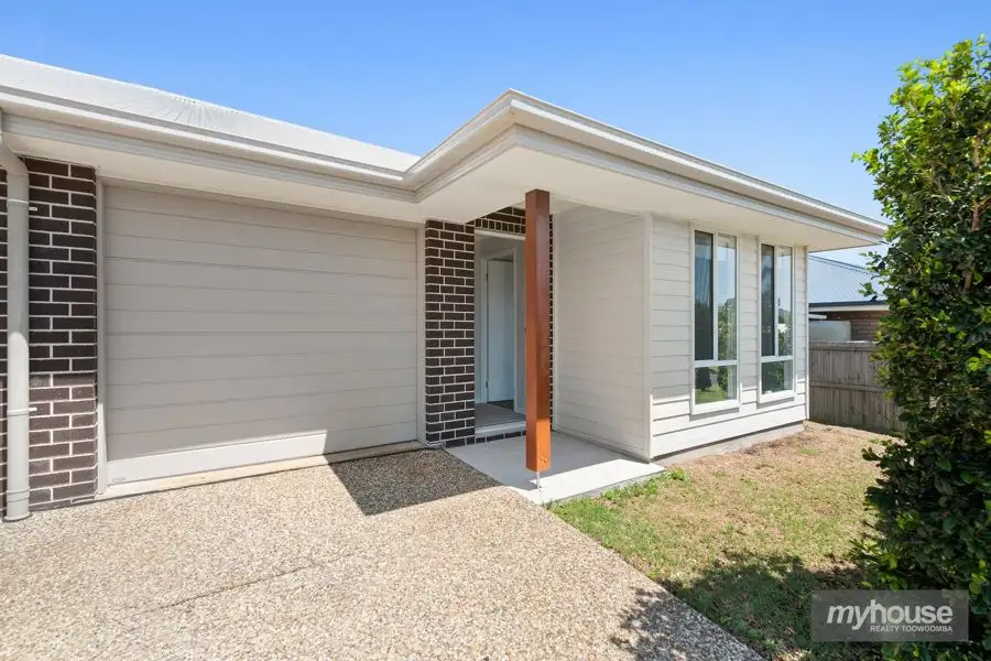 Main view of Homely unit listing, 2/10 Trevatt Street, Westbrook QLD 4350