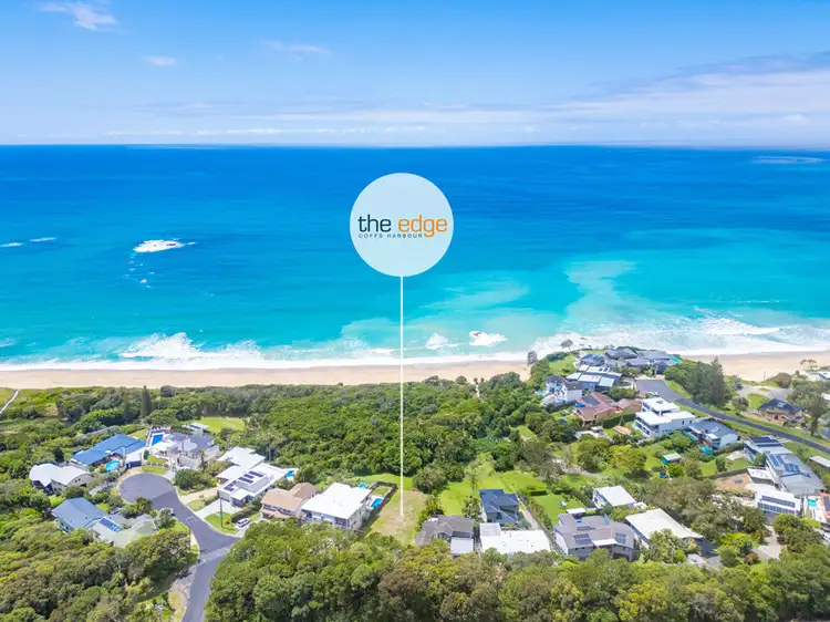 15 Sapphire Crescent, Sapphire Beach NSW 2450