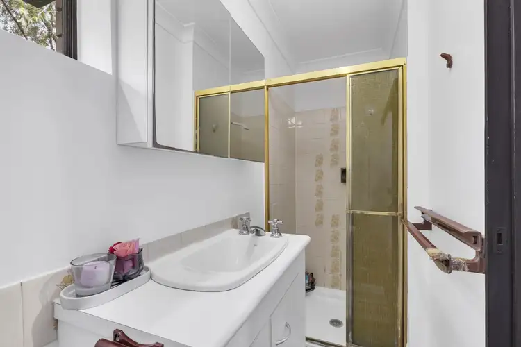 Fifth view of Homely apartment listing, 7/35 Durham Street, St Lucia QLD 4067