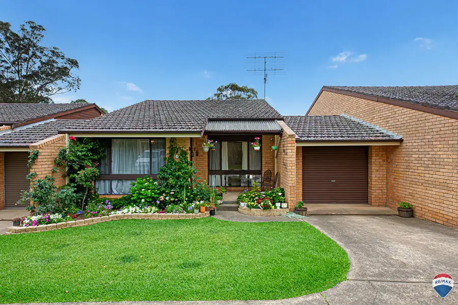 Main view of Homely villa listing, 4/25 BARLOW STREET, Cambridge Park NSW 2747