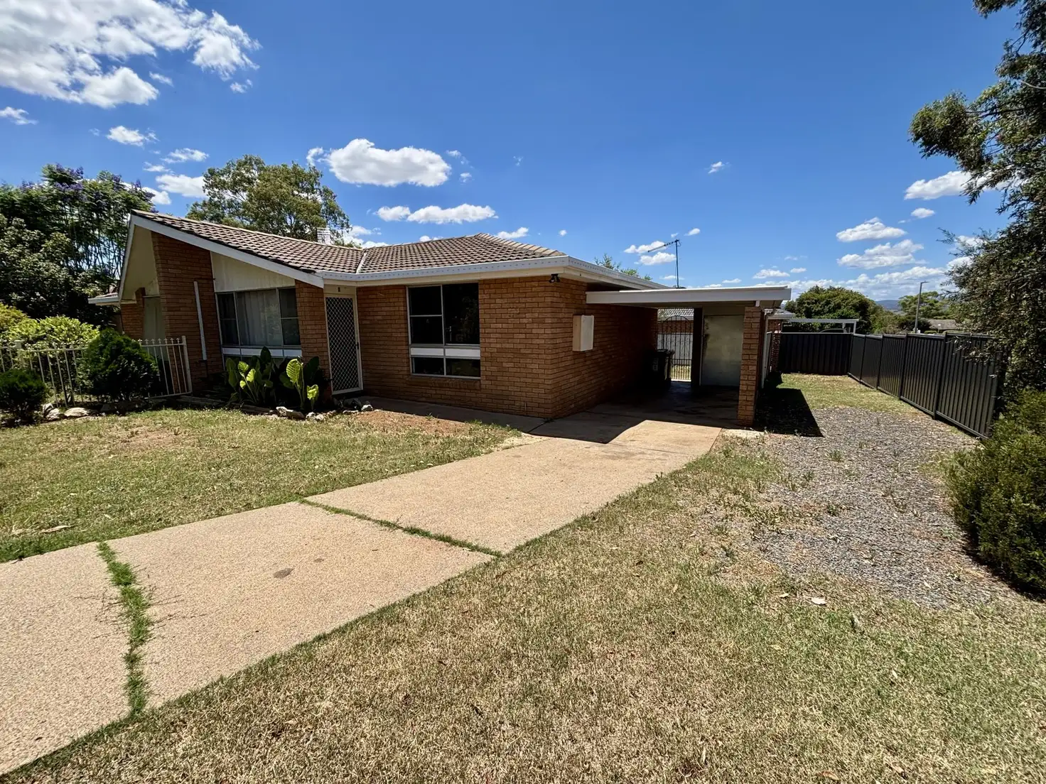 Main view of Homely unit listing, 2/38 Links Ave, Tamworth NSW 2340