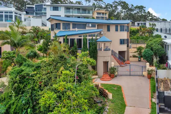 30 Ballah Crescent, Highland Park QLD 4211