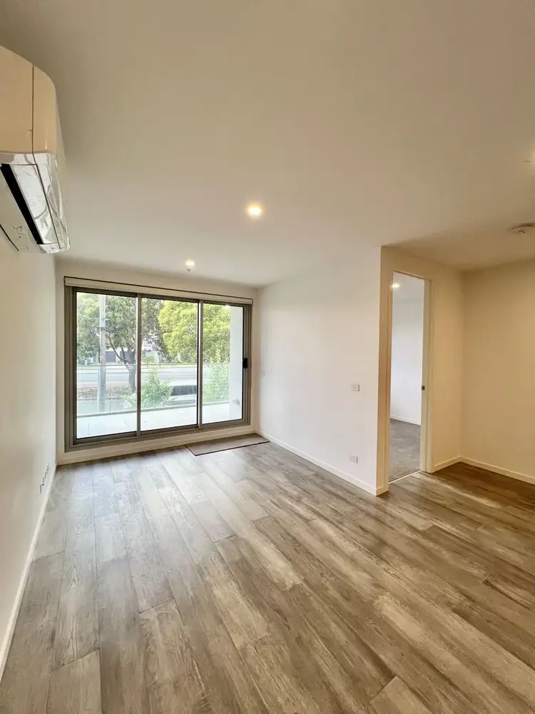 Fifth view of Homely apartment listing, 301/330 Manningham Road, Doncaster VIC 3108