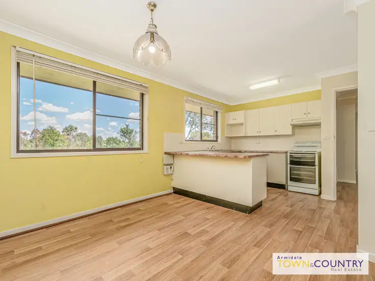 Fifth view of Homely house listing, 2 Howard Place, Armidale NSW 2350