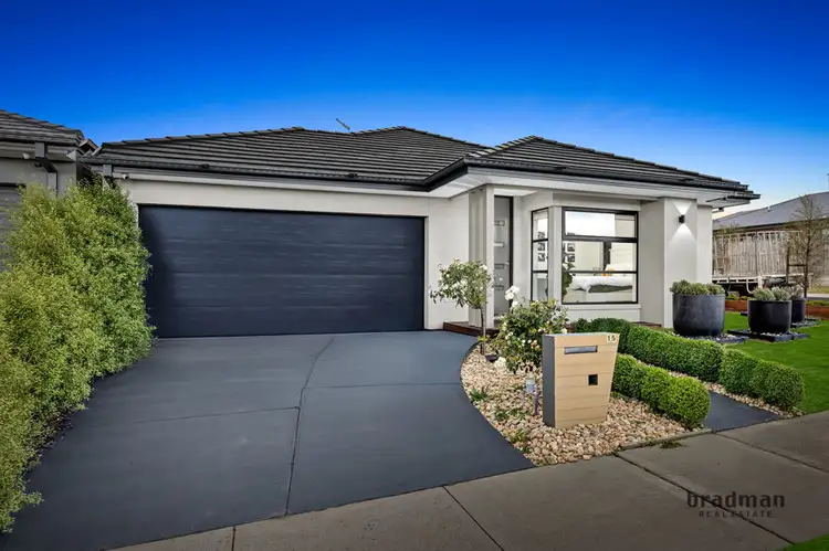 Main view of Homely house listing, 15 nankeen loop, Beveridge VIC 3753