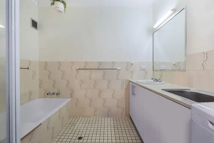 Sixth view of Homely unit listing, 5/2 Banks Avenue, Tweed Heads NSW 2485