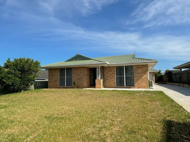 9 Rowe Drive, Macksville NSW 2447